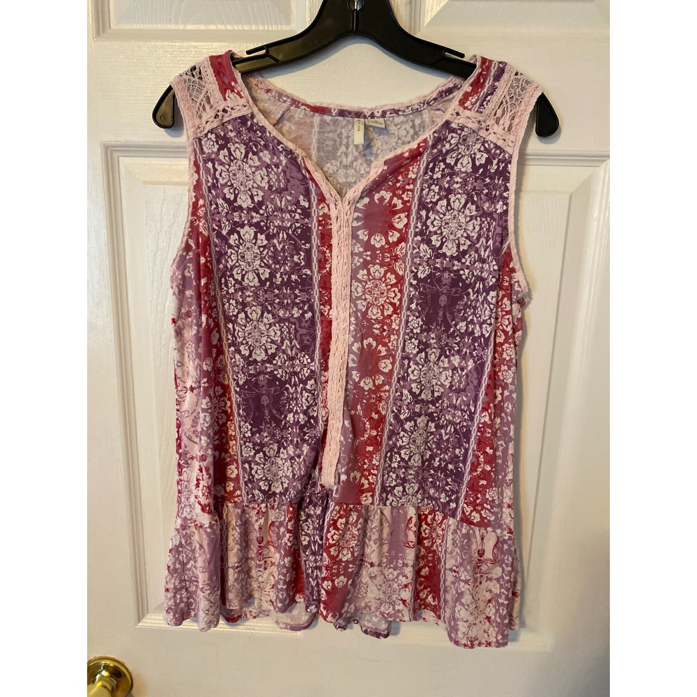 Est. 1946 Womens Small Boho Floral Crochet Lace PeplumSleeveless Top Purple Pink